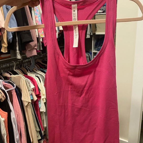 lululemon athletica Tops - NWT swiftly tech 2.0 tank top race length size 12